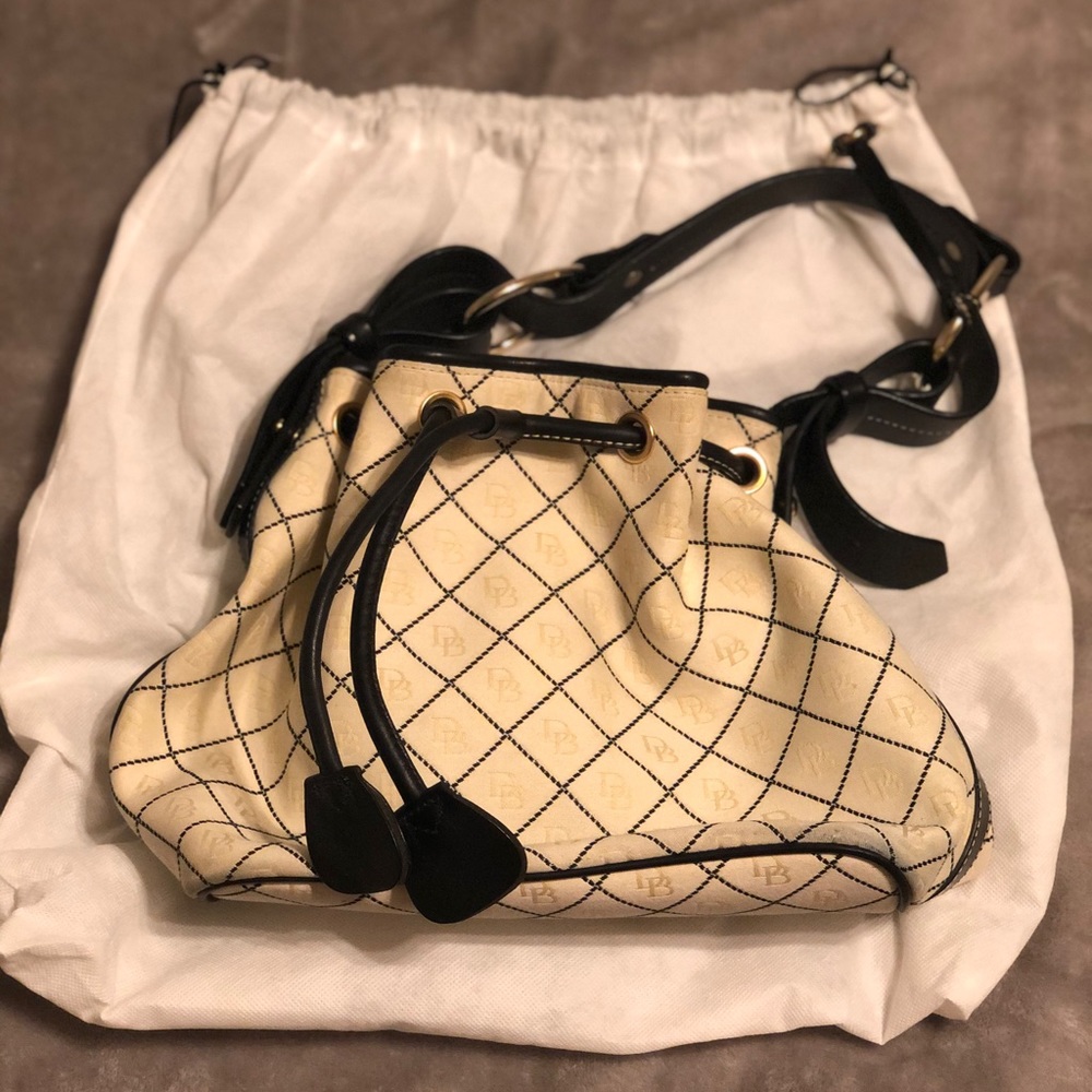 Dooney & Bourke Handbag